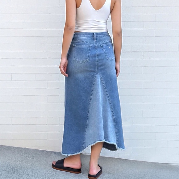 Wash lab “Selma” pieced 2 tone sky denim skirt - Picture 6 of 16